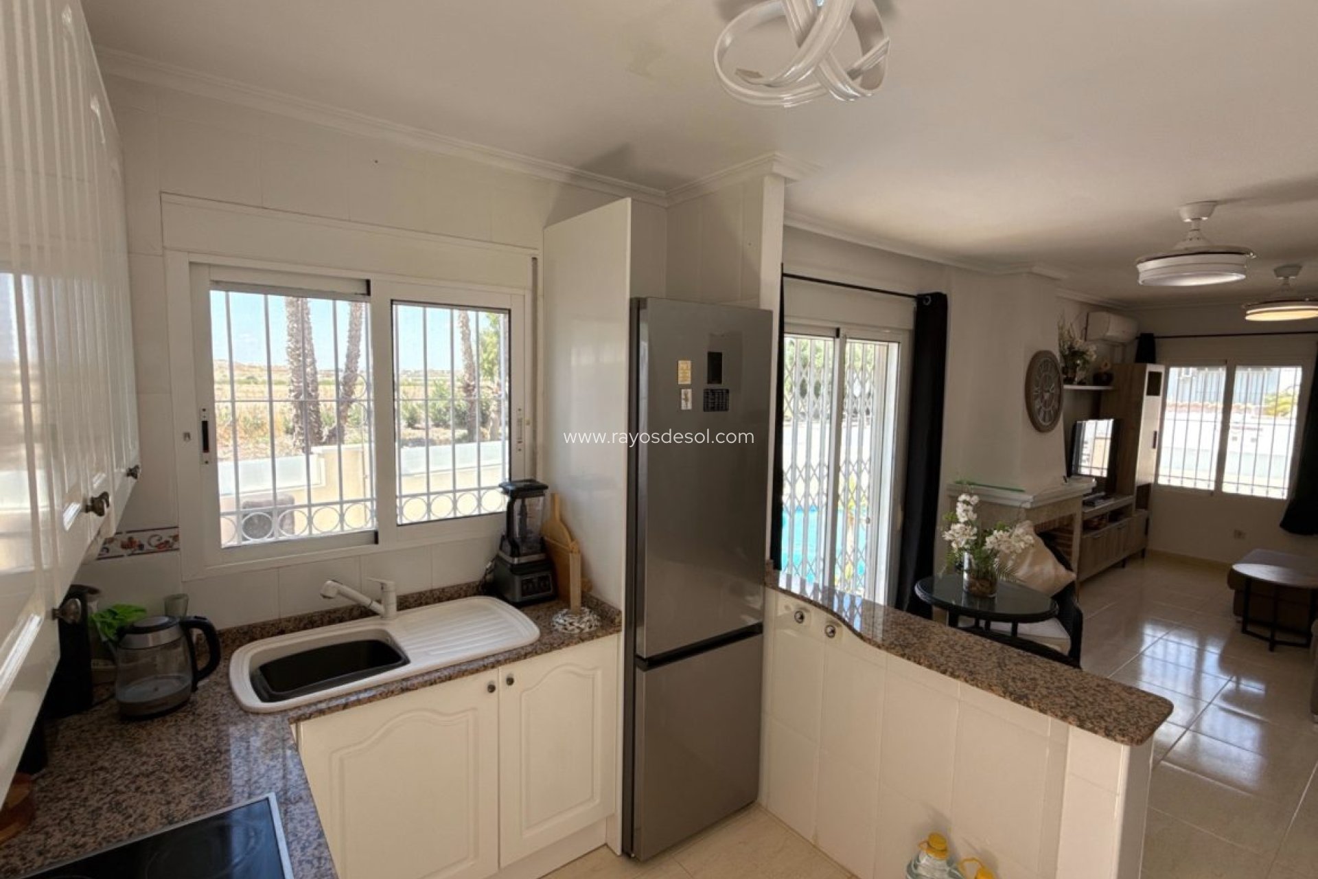 Reventa - Villa - Sucina