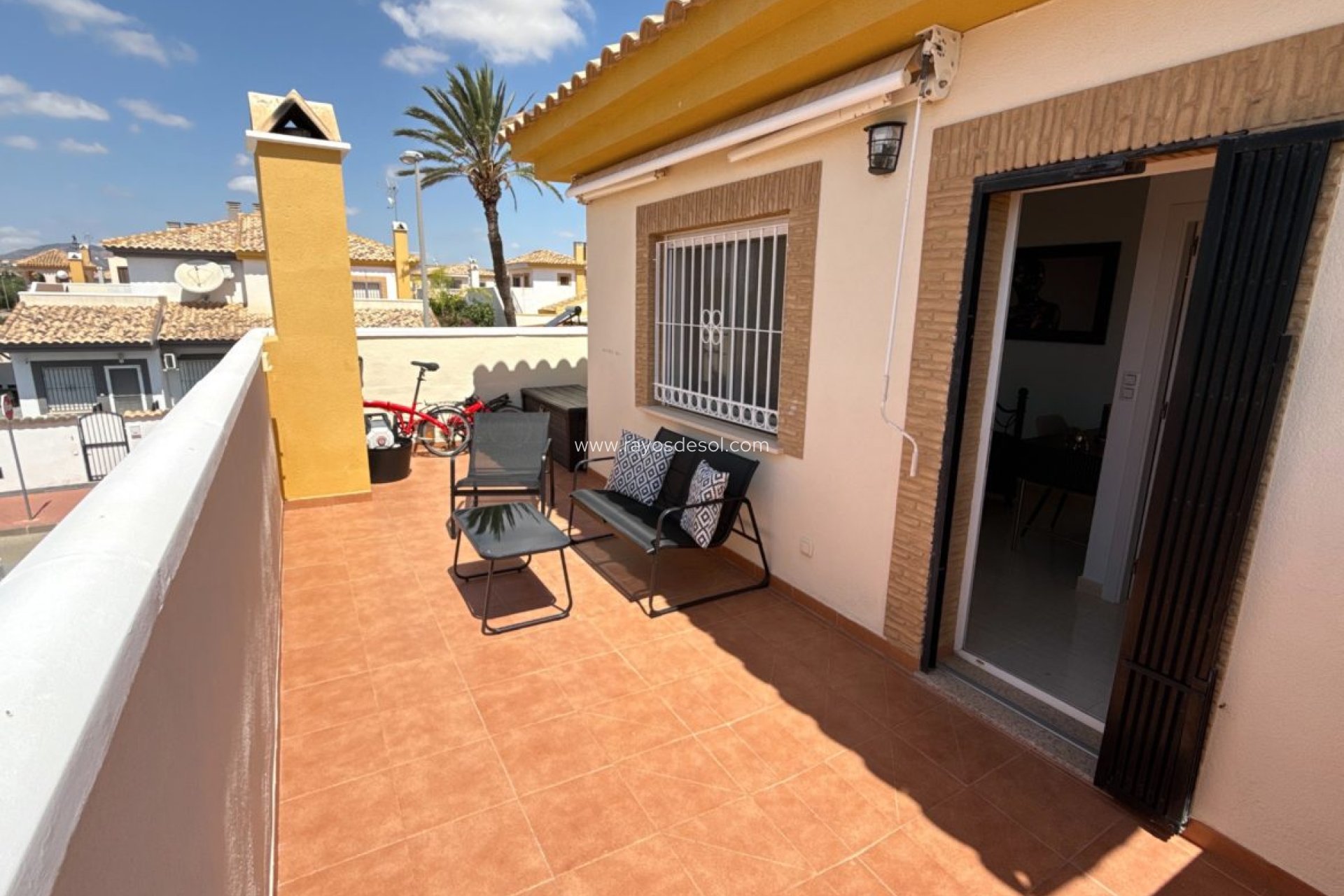 Reventa - Villa - Sucina