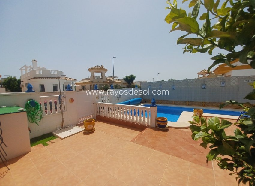 Reventa - Villa - Sucina