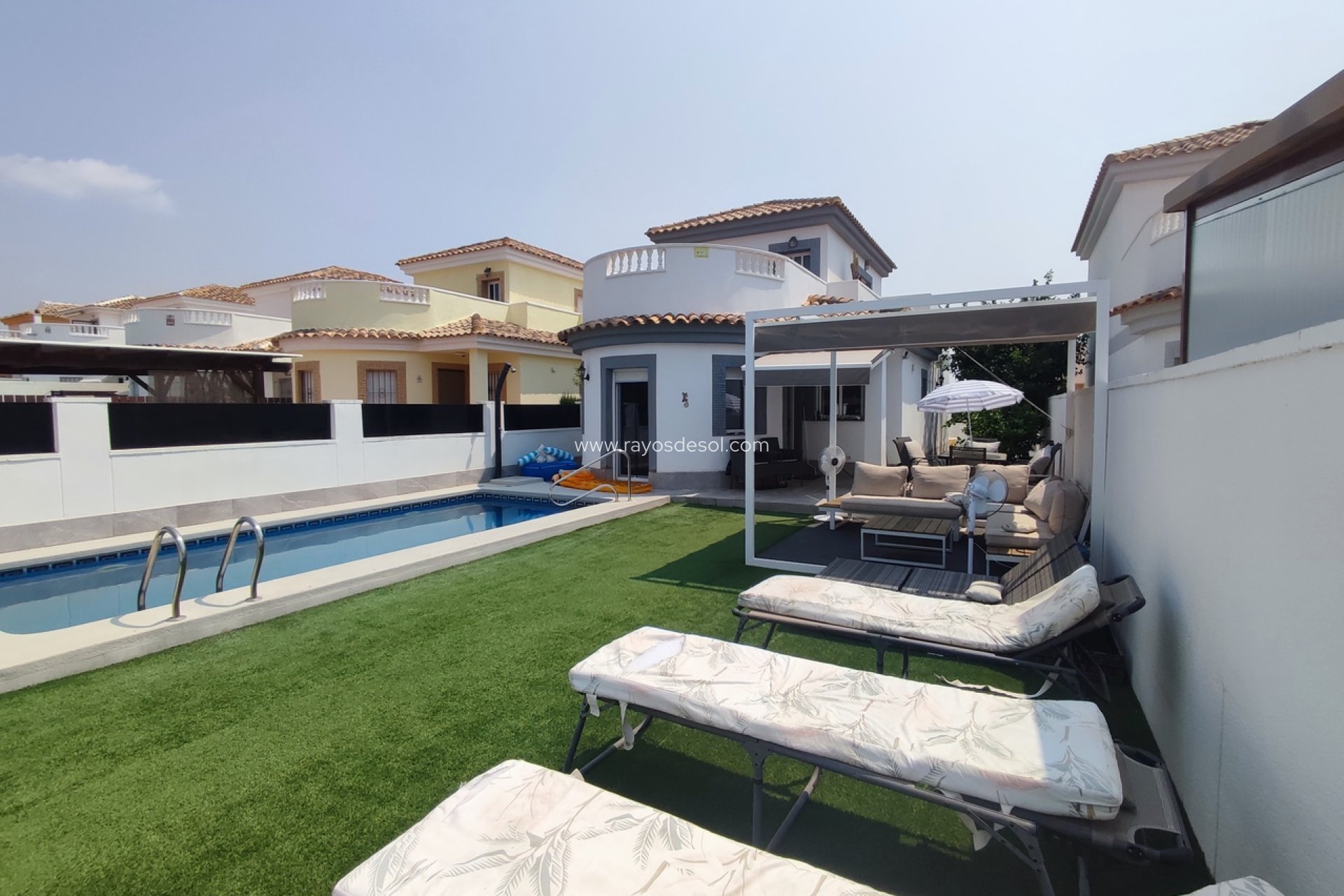 Reventa - Villa - Sucina