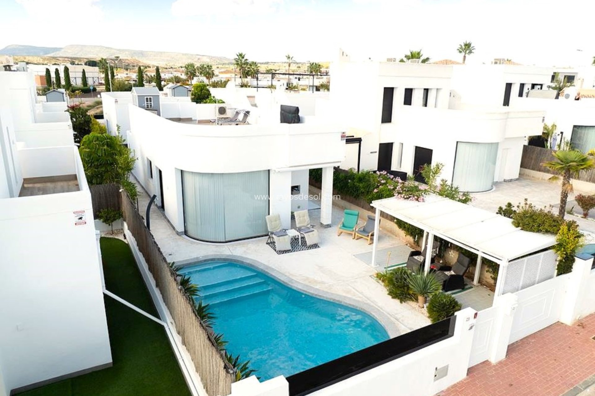 Reventa - Villa - Sucina