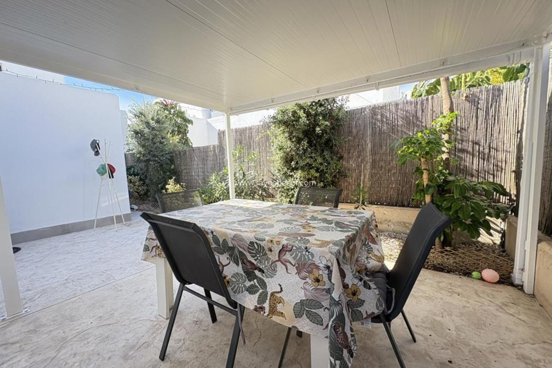 Reventa - Villa - Sucina