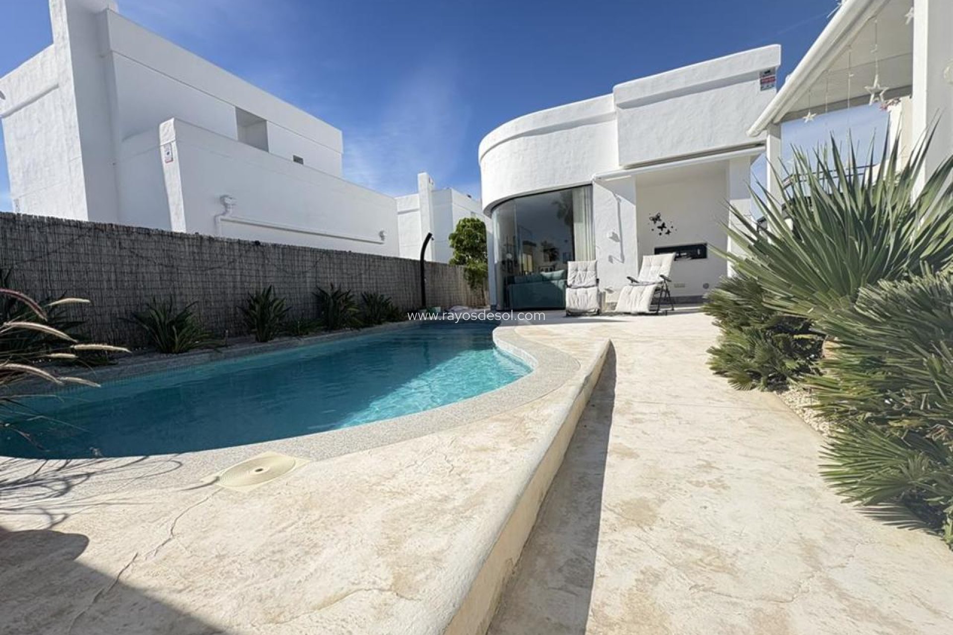 Reventa - Villa - Sucina