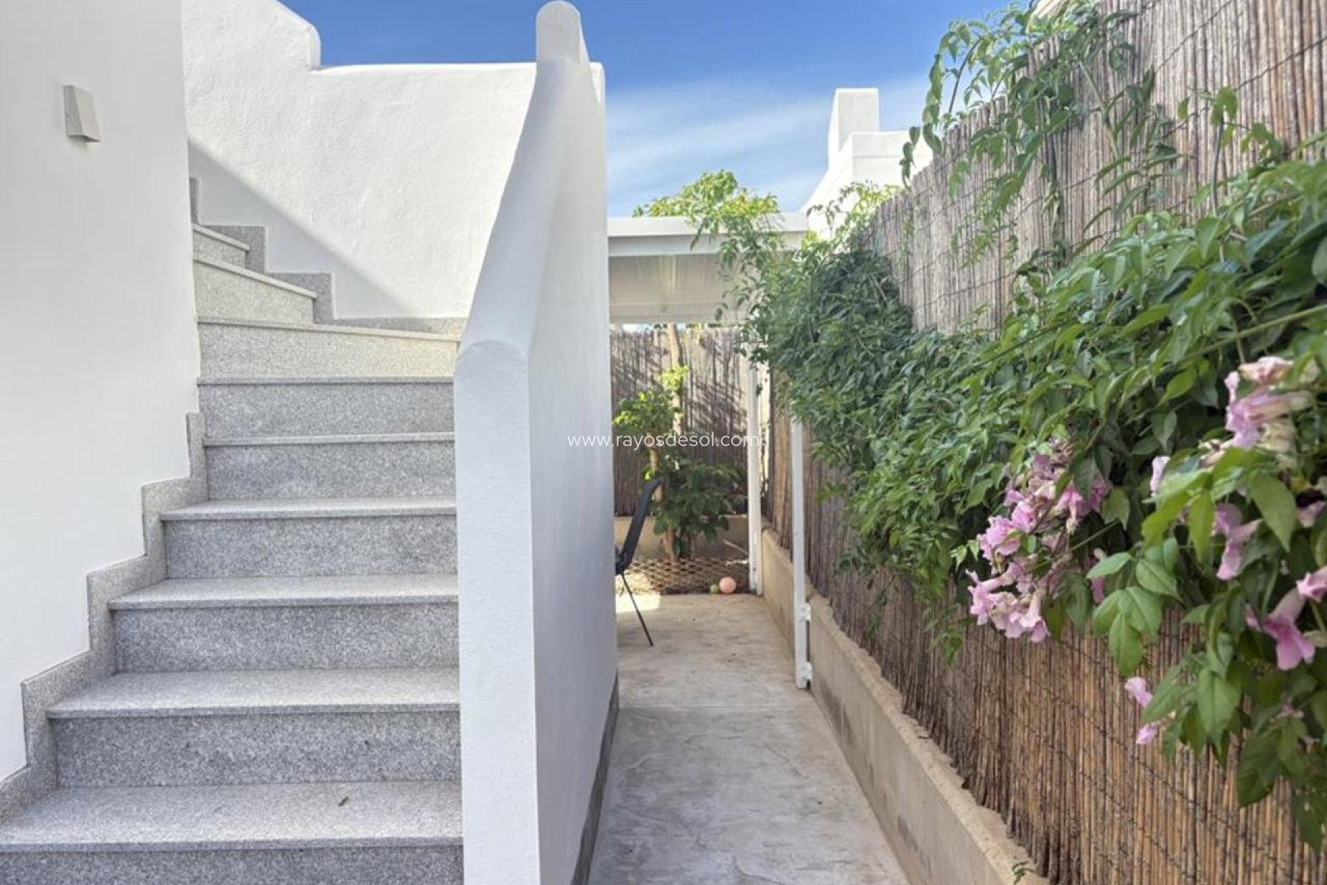 Reventa - Villa - Sucina