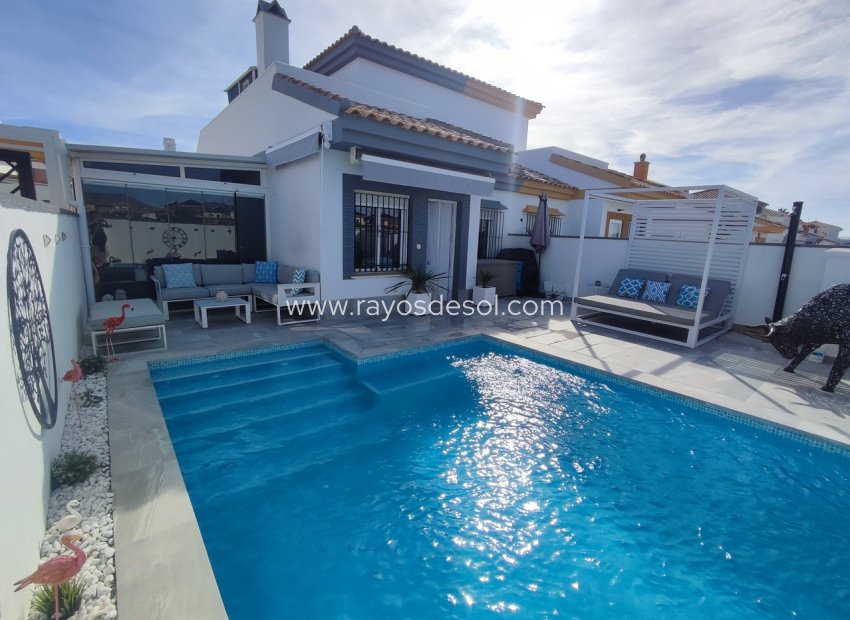 Reventa - Villa - Sucina