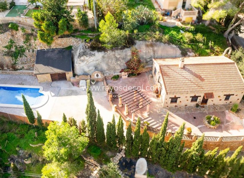 Reventa - Villa - Sucina