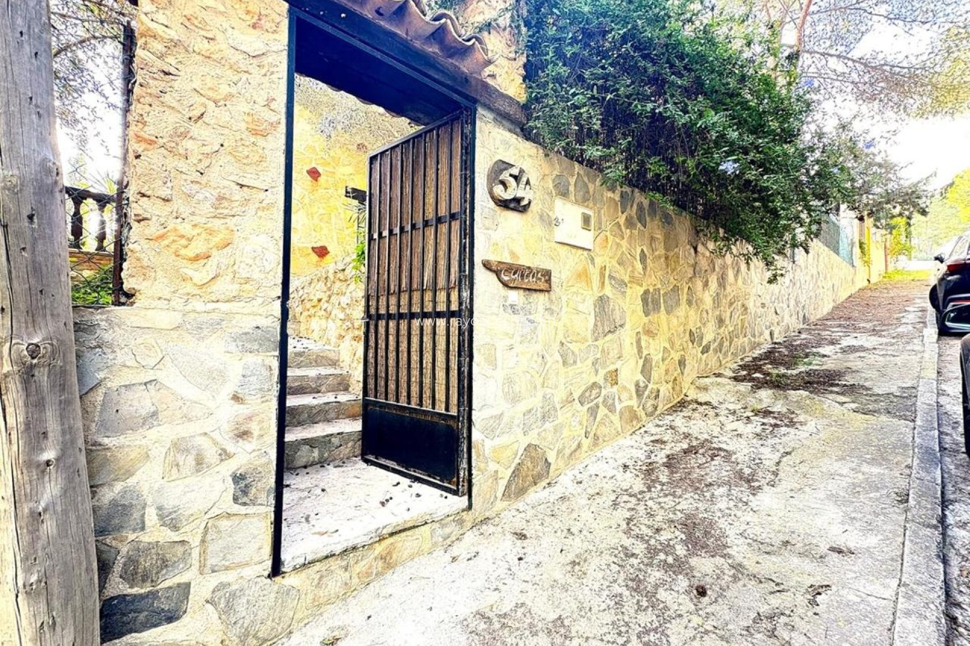 Reventa - Villa - Sucina