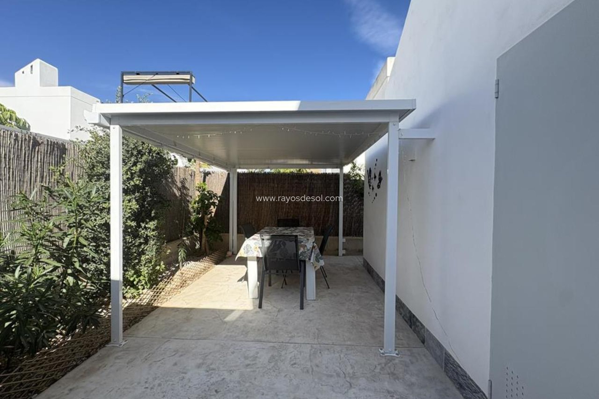 Reventa - Villa - Sucina