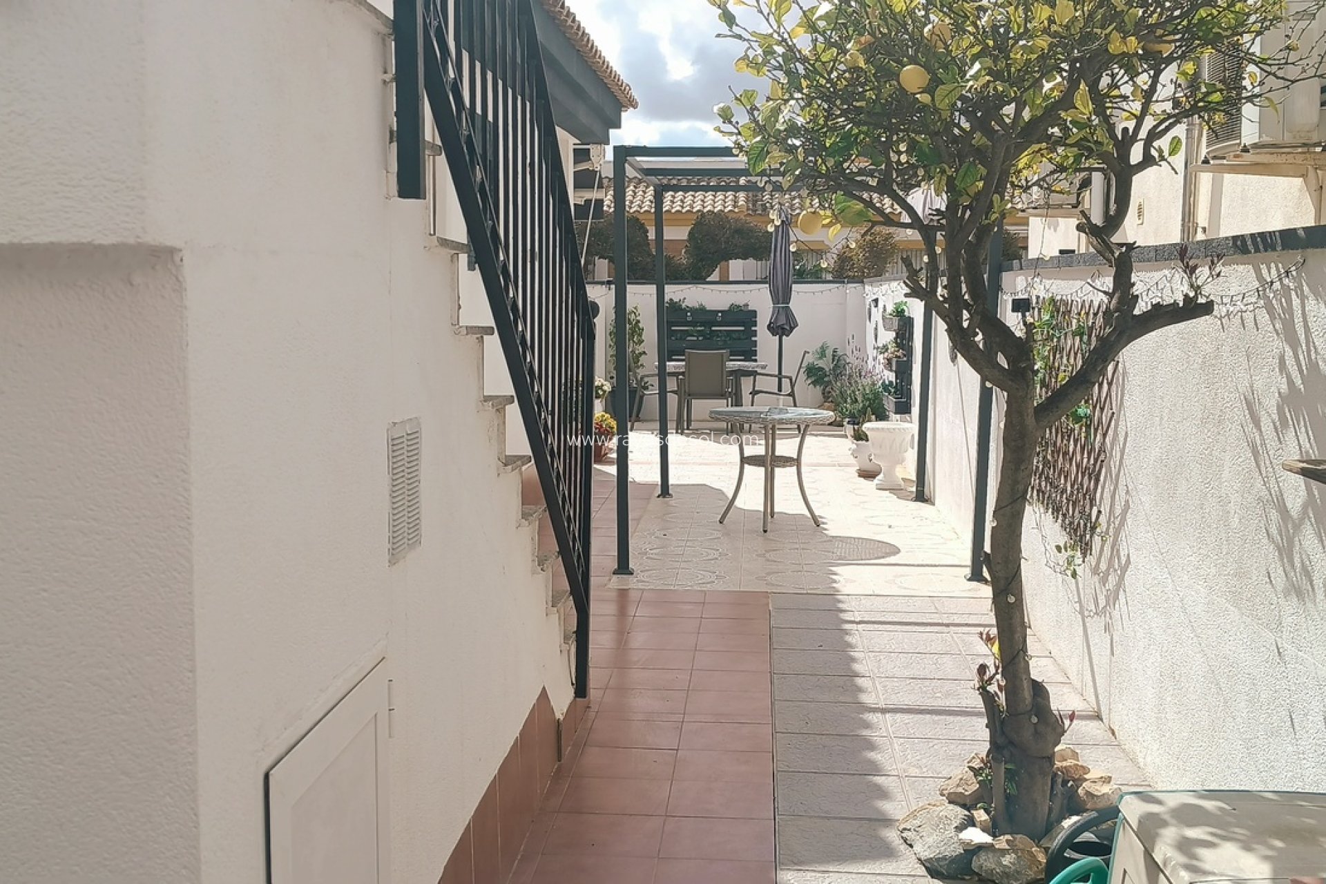 Reventa - Villa - Sucina