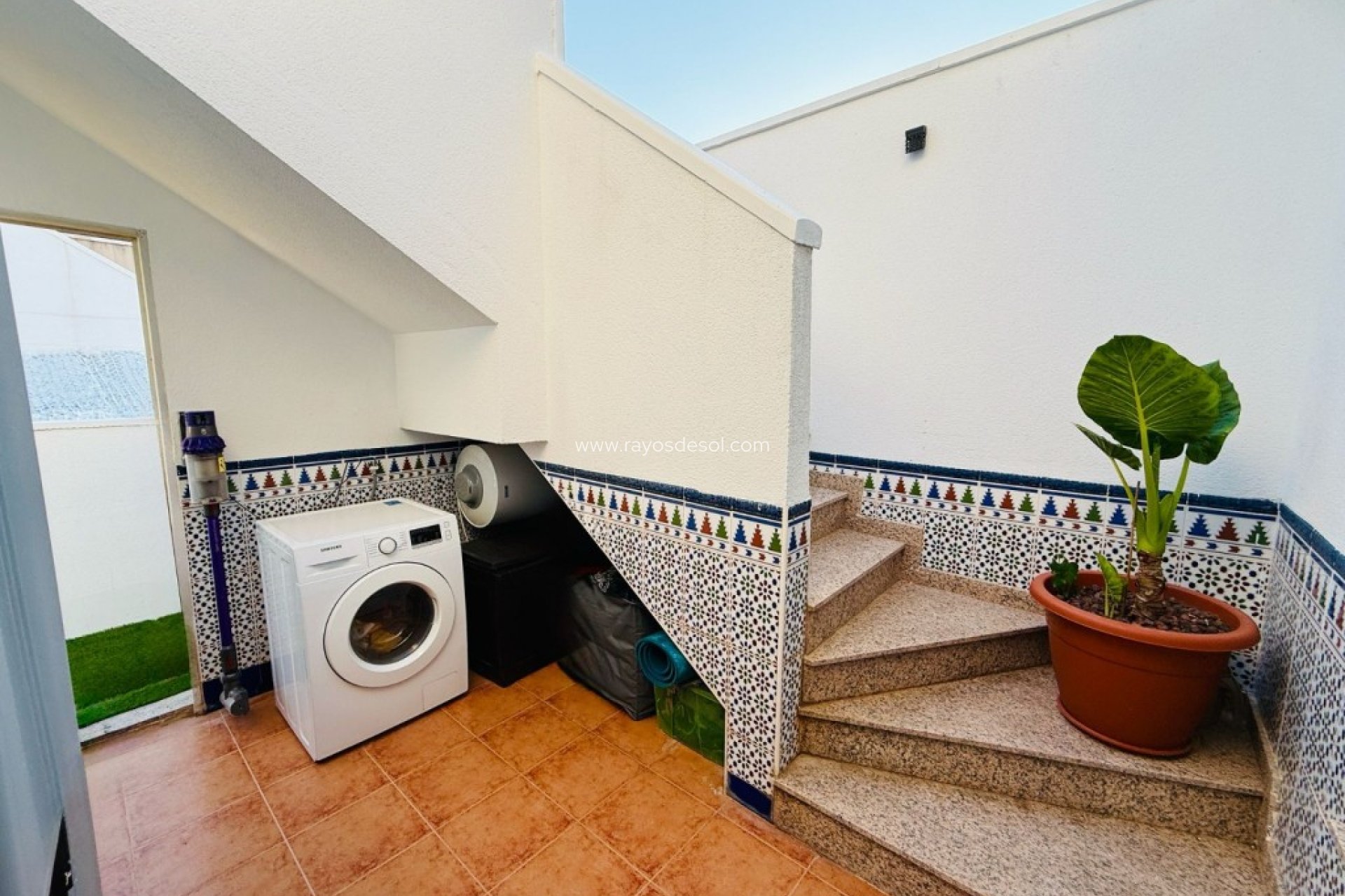 Reventa - Villa - Sucina