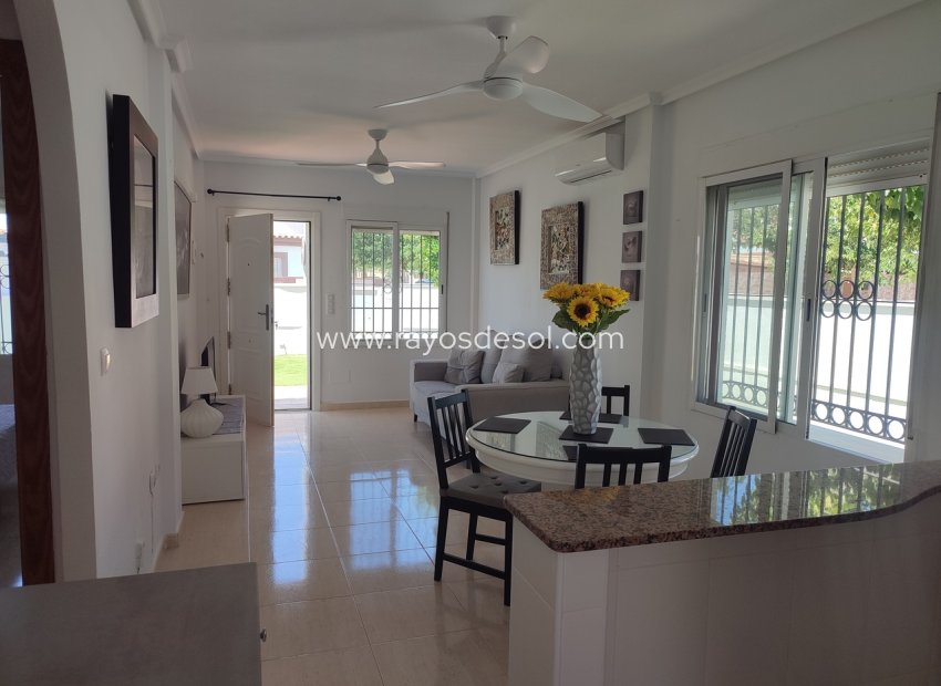 Reventa - Villa - Sucina