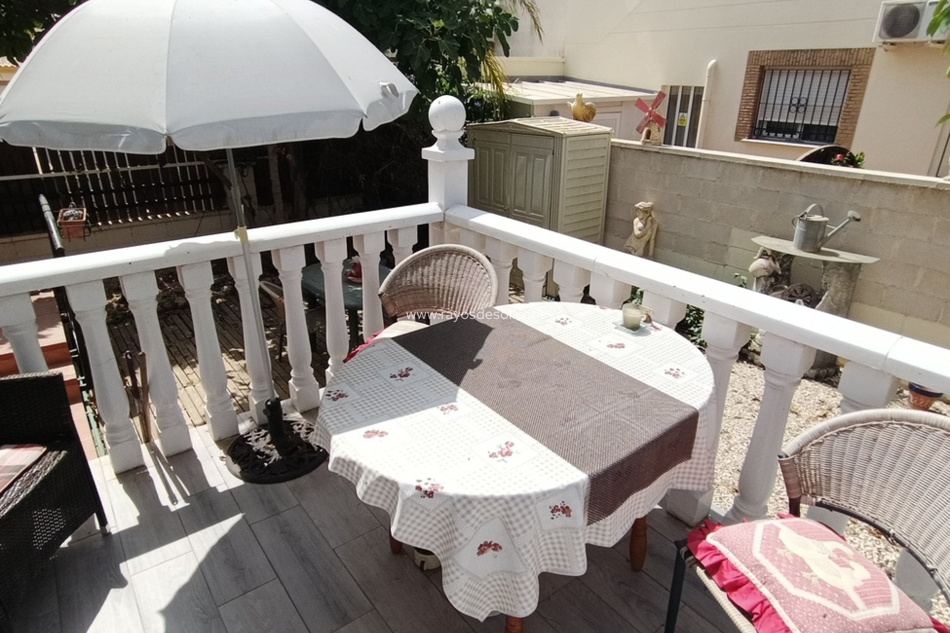 Reventa - Villa - Sucina