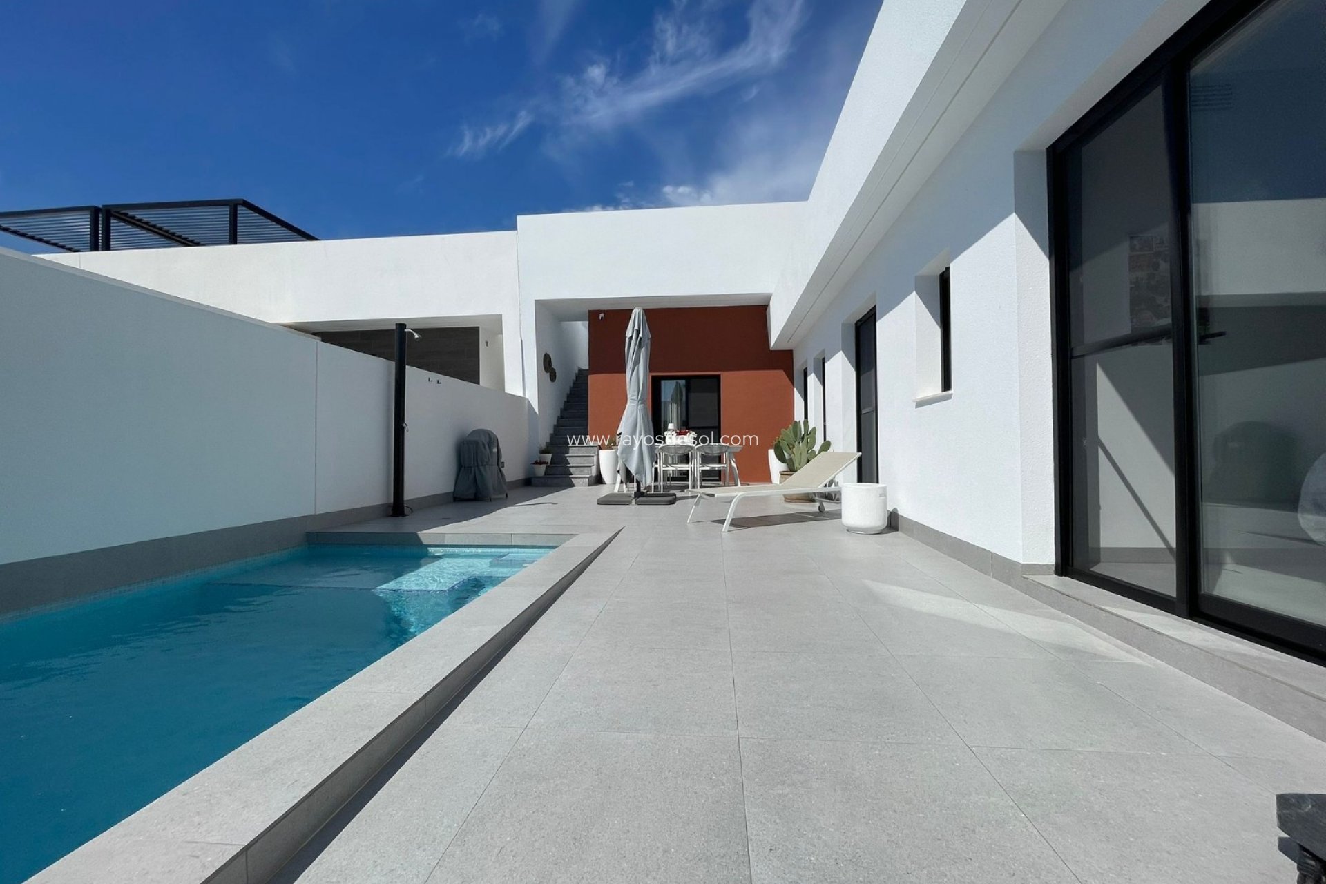 Reventa - Villa - 