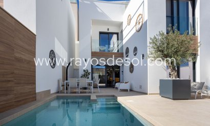 Villa - Herverkoop - Benijofar - OC-51446