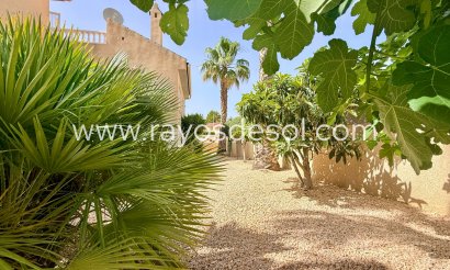 Villa - Herverkoop - Hondón de las Nieves - HVH-91605