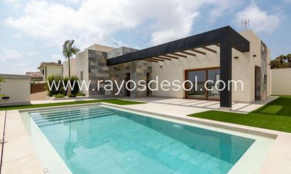 Villa - Neue Gebäude - Torrevieja - NB-26874