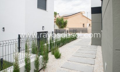 Villa - New Build - Busot - Spain