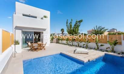 Villa - New Build - San Fulgencio - Pueblo