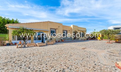 Villa - Resale - Ciudad Quesada/Rojales - Rojales