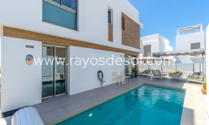 Villa - Resale - Orihuela Costa - CV-87590