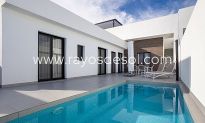 Villa - Resale - Roldan - BC-88215