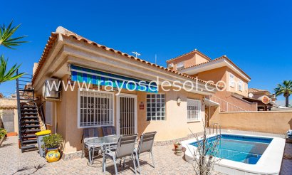 Villa - Resale - Torrevieja - Punta Prima