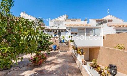 Villa - Resale - Torrevieja - Punta Prima