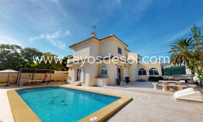 Villa - Reventa - Los Alcazares - PUP-77808