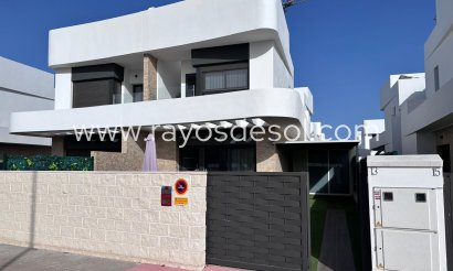 Villa - Reventa - Los Montesinos - BC-91812