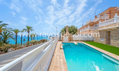 Villa - Reventa - Torrevieja - CB-73083