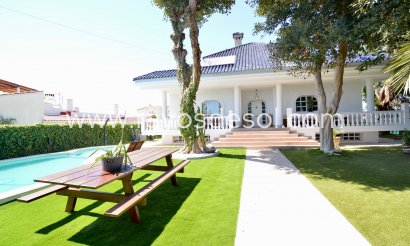 Villa - Reventa - Torrevieja - Torreta Florida