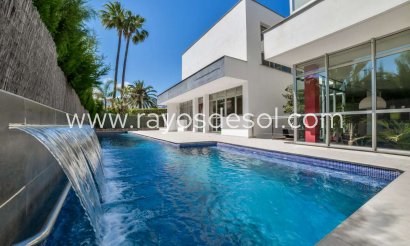 Villa - Wiederverkauf - Benidorm - Benidorm