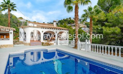 Villa - Wiederverkauf - Benissa - Benissa