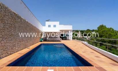 Villa - Wiederverkauf - Benissa - Benissa