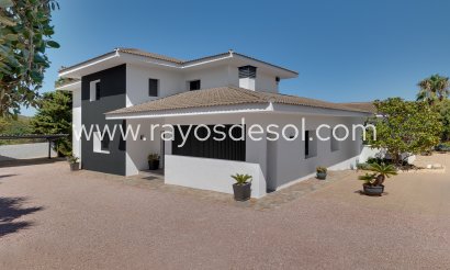 Villa - Wiederverkauf - Benissa - PV-66737