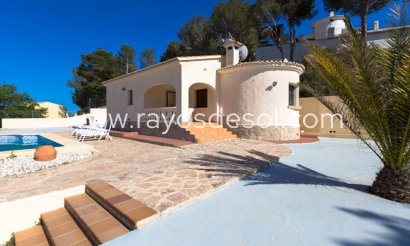 Villa - Wiederverkauf - Calpe - JV-92366