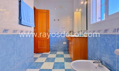 Villa - Wiederverkauf - Costa Blanca - Orihuela Costa