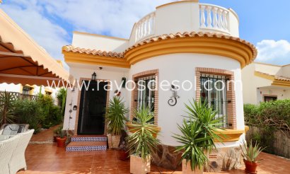 Villa - Wiederverkauf - Guardamar del Segura - El Raso