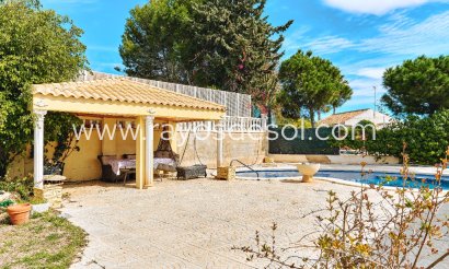 Villa - Wiederverkauf - Orihuela Costa - Dehesa de Campoamor