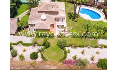 Villa - Wiederverkauf - Orihuela Costa - Villamartin