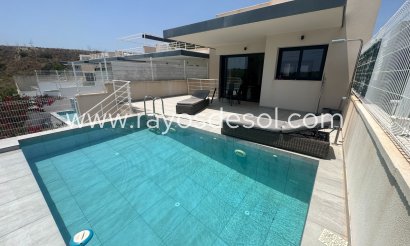 Villa - Wiederverkauf - San Miguel de Salinas - CW-97423