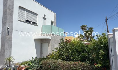 Villa - Wiederverkauf - Torrevieja - Torreta - Florida