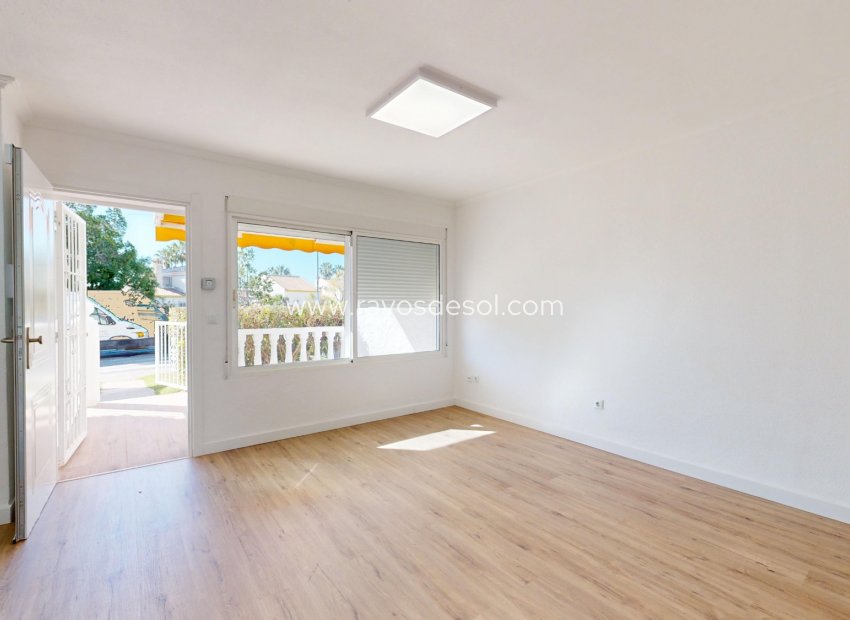 Wiederverkauf - Appartement - Orihuela Costa - Villamartín