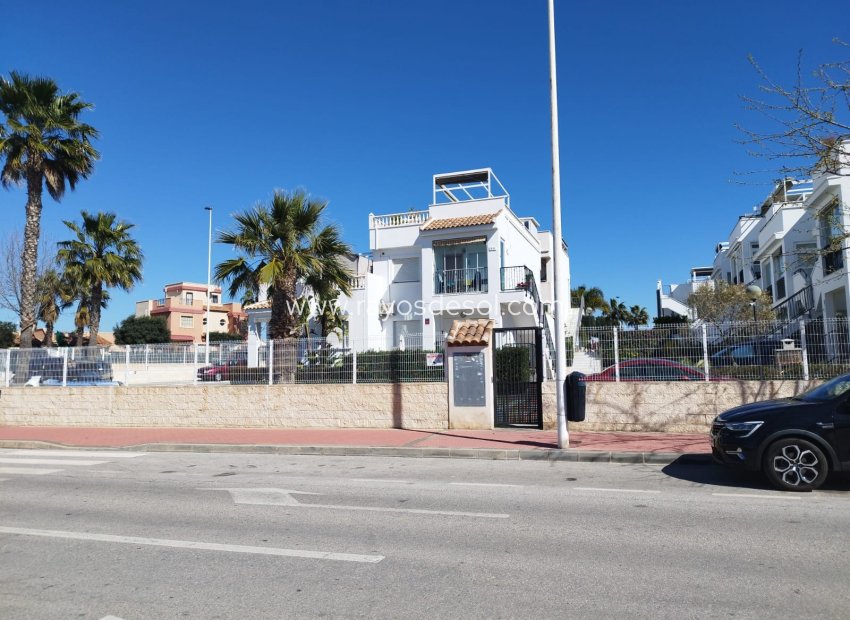 Wiederverkauf - Appartement - Torrevieja - Aguas Nuevas