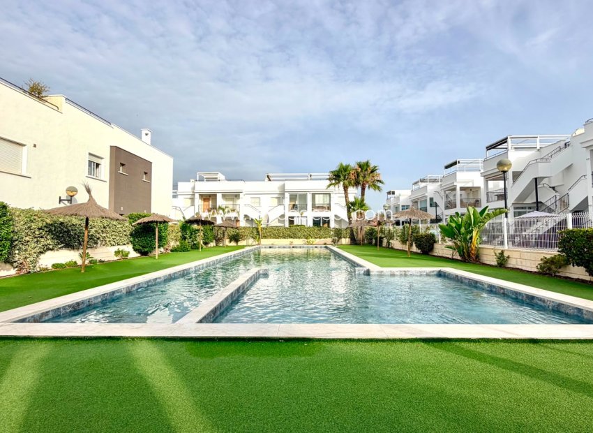 Wiederverkauf - Appartement - Torrevieja - Aguas Nuevas