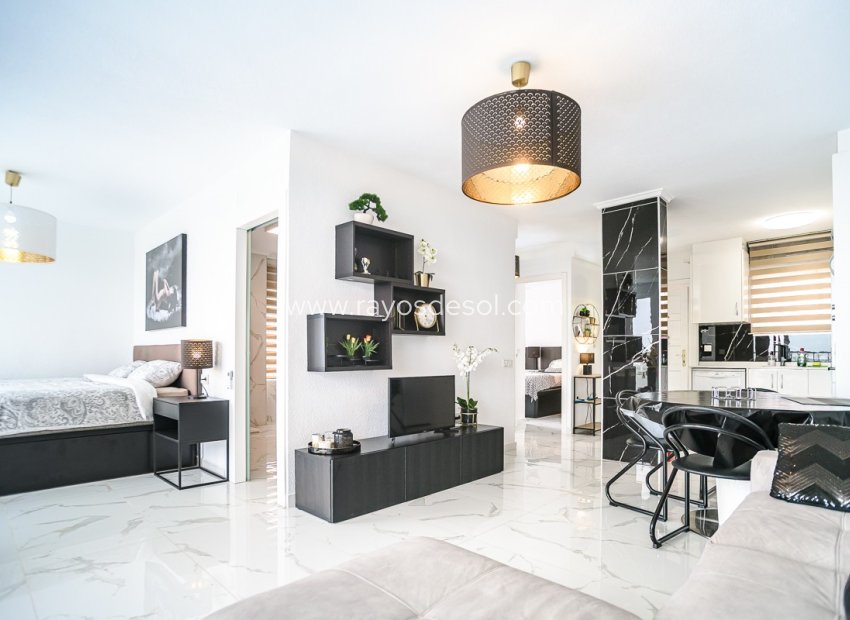 Wiederverkauf - Appartement - Torrevieja - Punta Prima