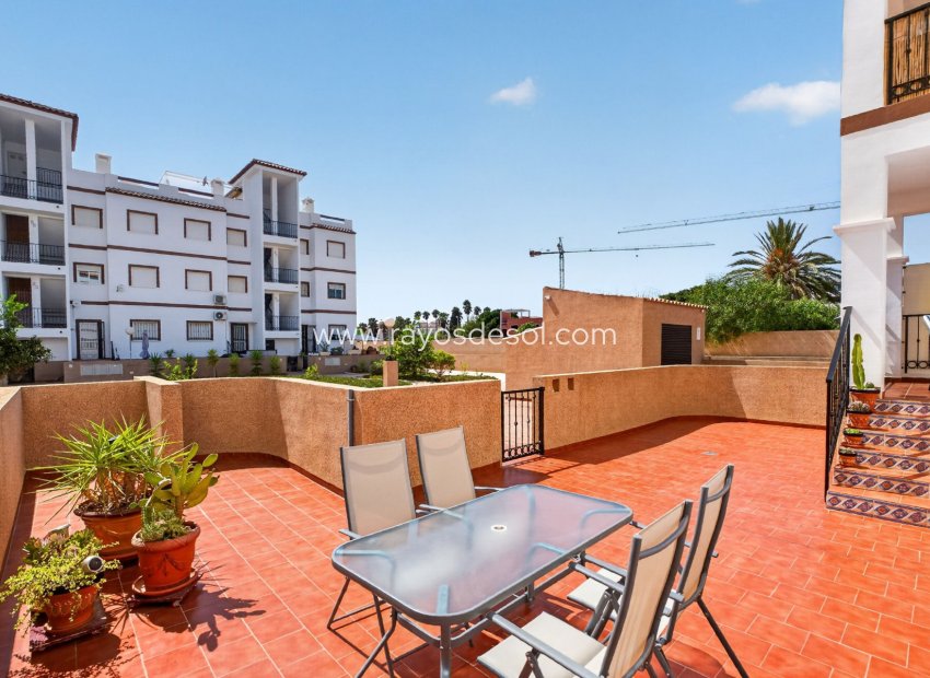 Wiederverkauf - Appartement - Torrevieja - Punta Prima