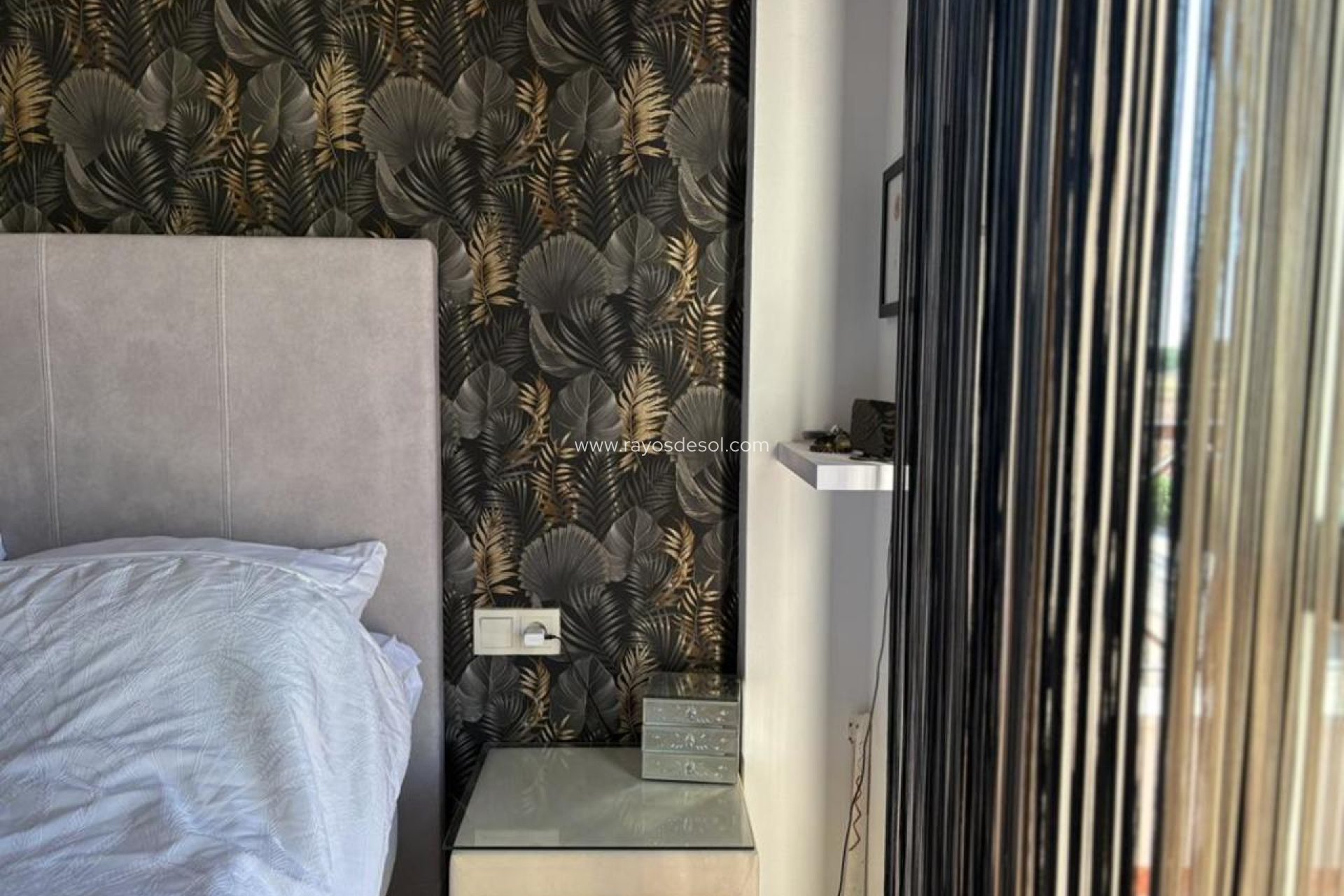 Wiederverkauf - Haus - San Cayetano