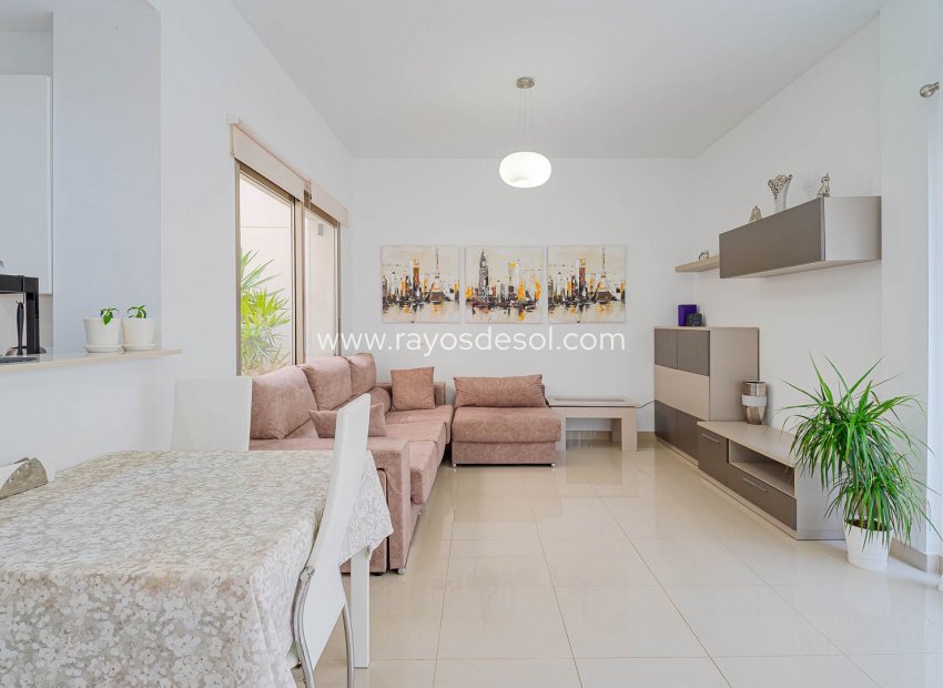 Wiederverkauf - Haus - Torrevieja - Punta Prima