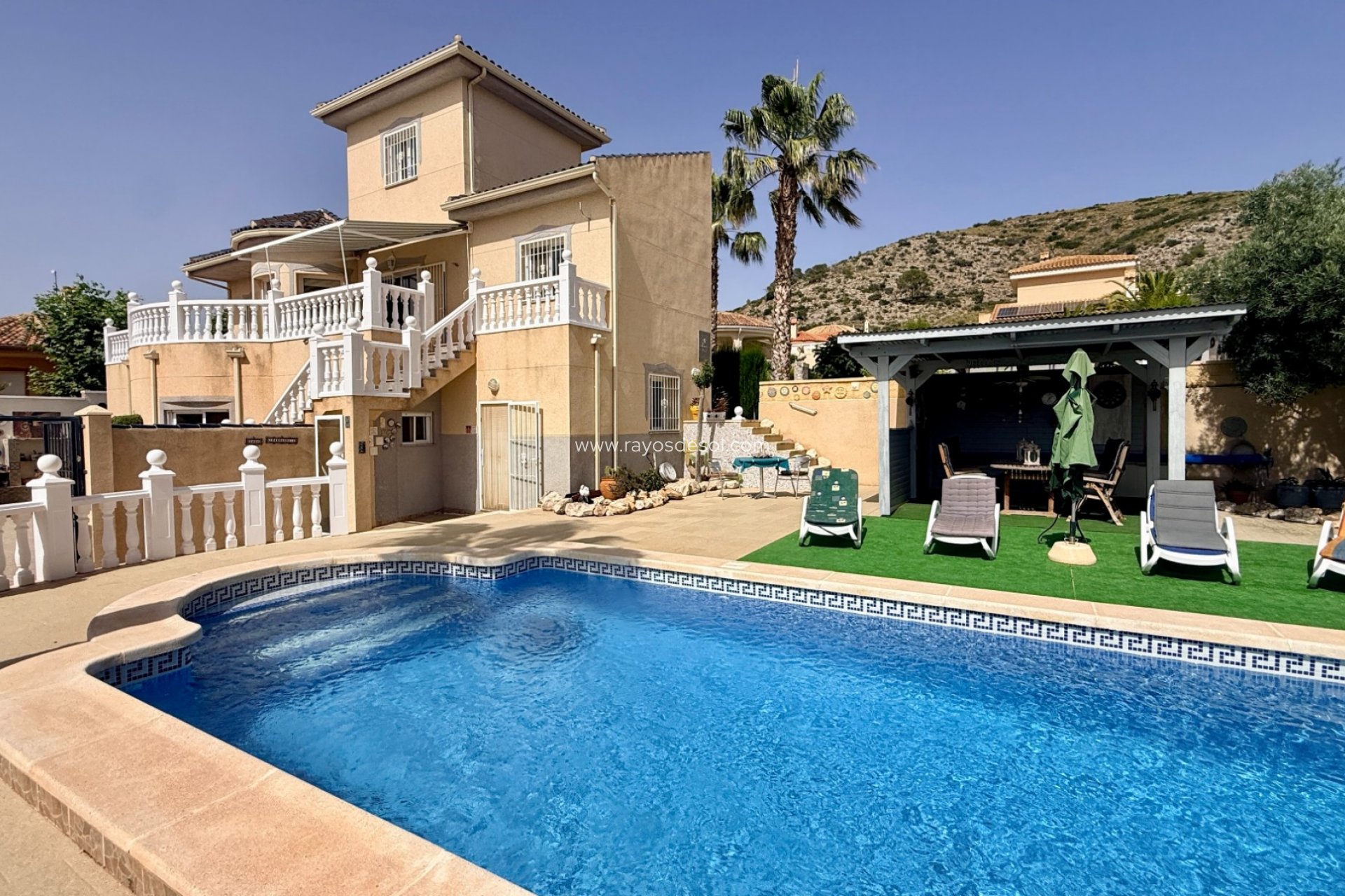 Wiederverkauf - Villa - Hondón de las Nieves